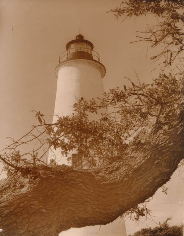 Ocracoke Lighthouse (Rondthaler)